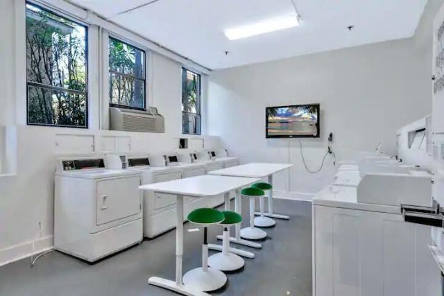 235 Sunrise Avenue, Unit 1005, Palm Beach, FL 33480 Photo