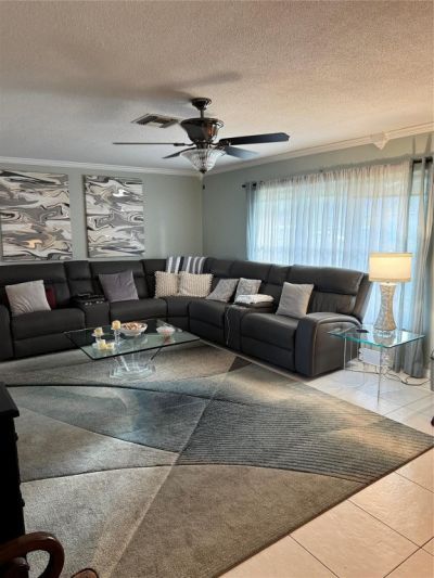 7002 NW 93rd Avenue, Tamarac, FL 33321 Photo