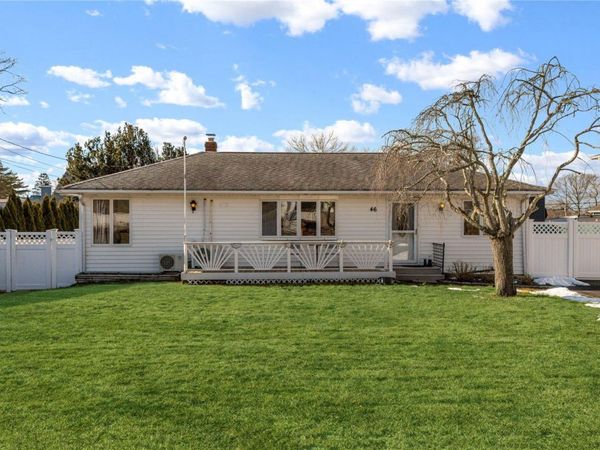 46 Creighton Avenue, Lake Ronkonkoma, NY 11779