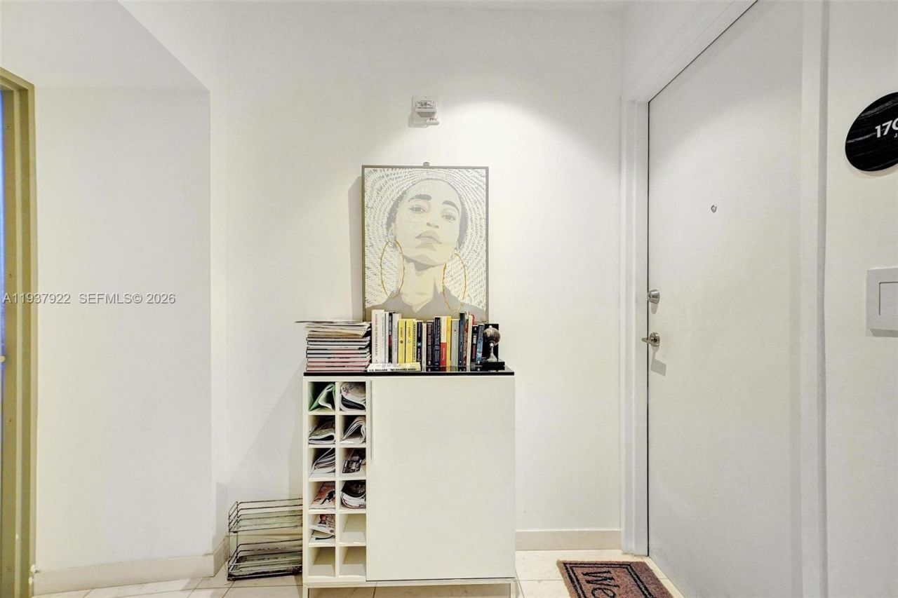 480 NE 31st St , Unit 1705, Miami, FL 33137 Photo