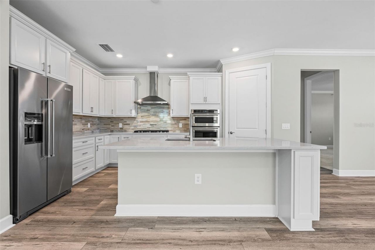 17907 Eastbrook Terrace, Bradenton, FL 34202 Photo