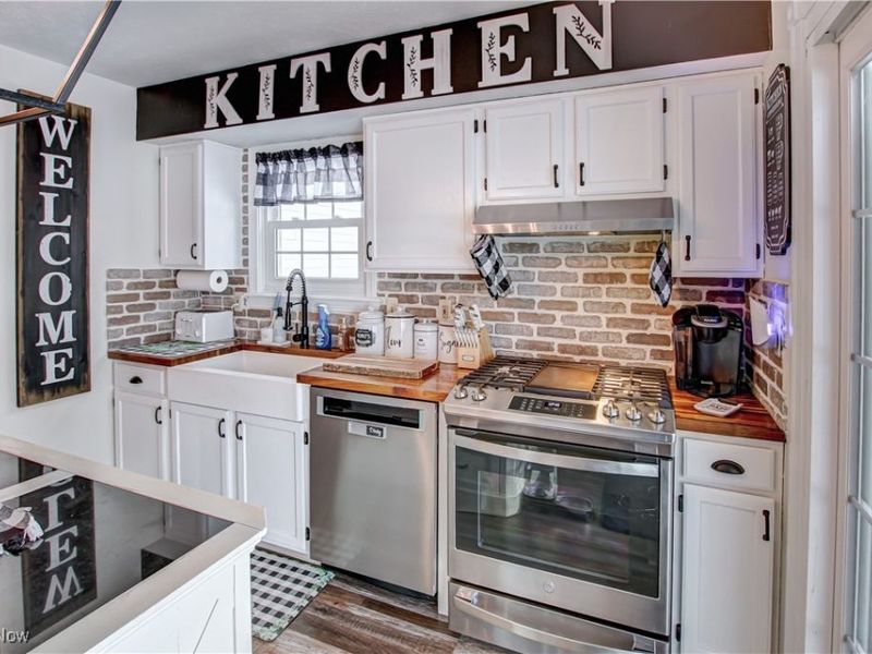 920 Yorktown Drive, Medina, OH 44256 Photo 4