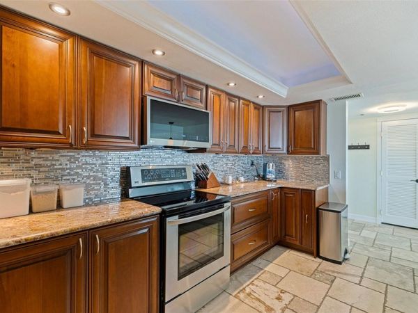 6265 SUN BOULEVARD, Unit 1203, ST PETERSBURG, FL 33715