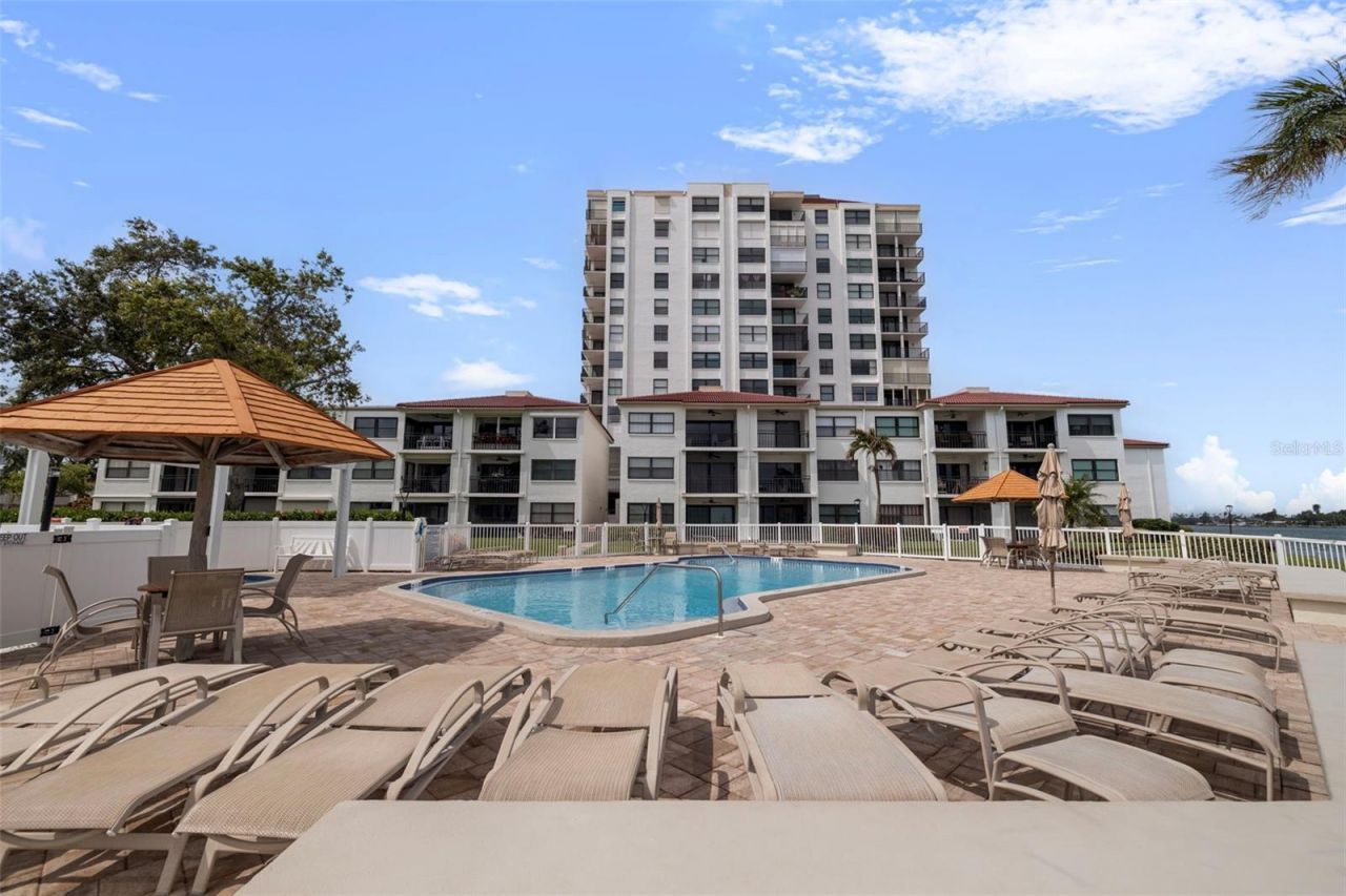 6265 Sun Boulevard, Unit 1203, Saint Petersburg, FL 33715 Photo