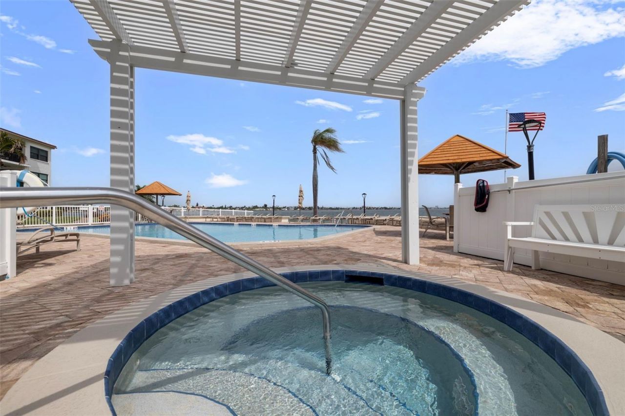 6265 Sun Boulevard, Unit 1203, Saint Petersburg, FL 33715 Photo