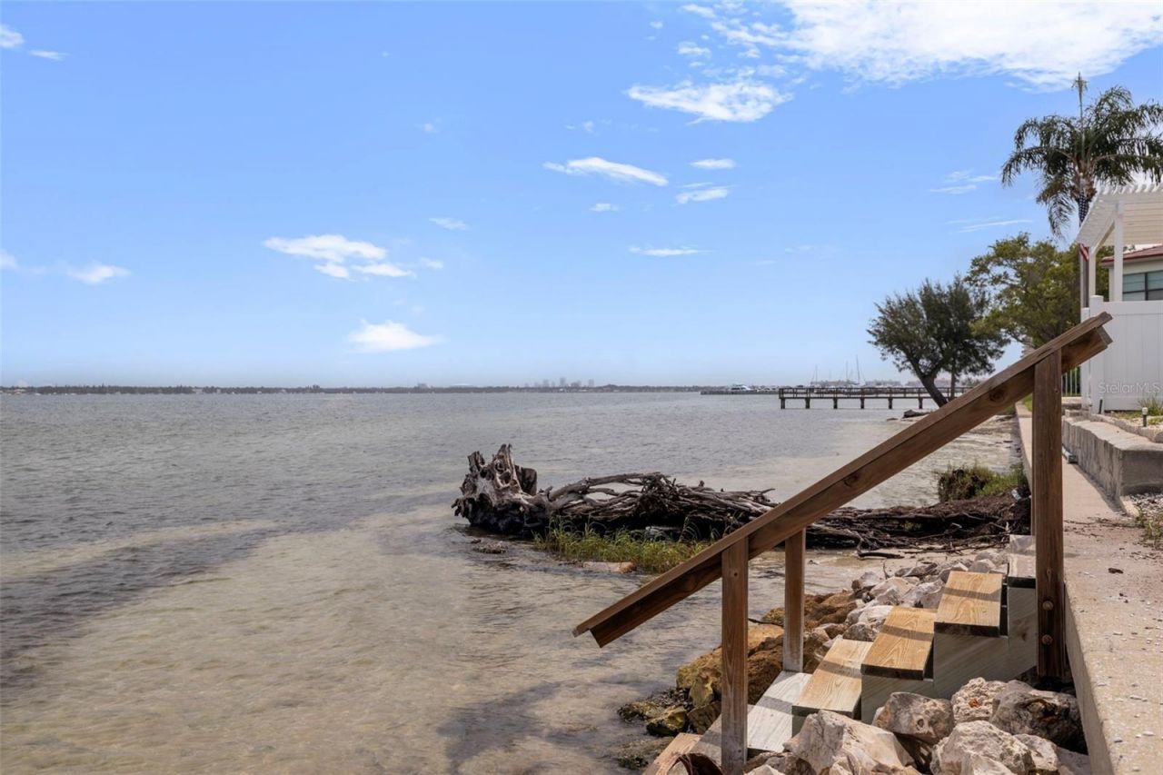 6265 Sun Boulevard, Unit 1203, Saint Petersburg, FL 33715 Photo