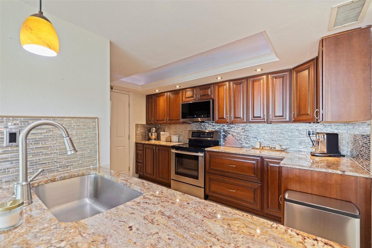 6265 Sun Boulevard, Unit 1203, Saint Petersburg, FL 33715 Photo