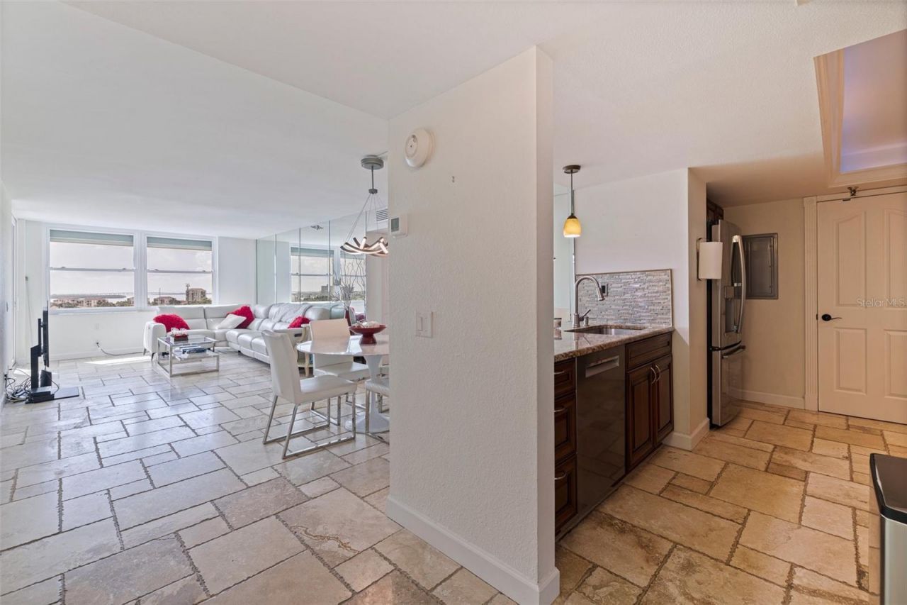 6265 Sun Boulevard, Unit 1203, Saint Petersburg, FL 33715 Photo