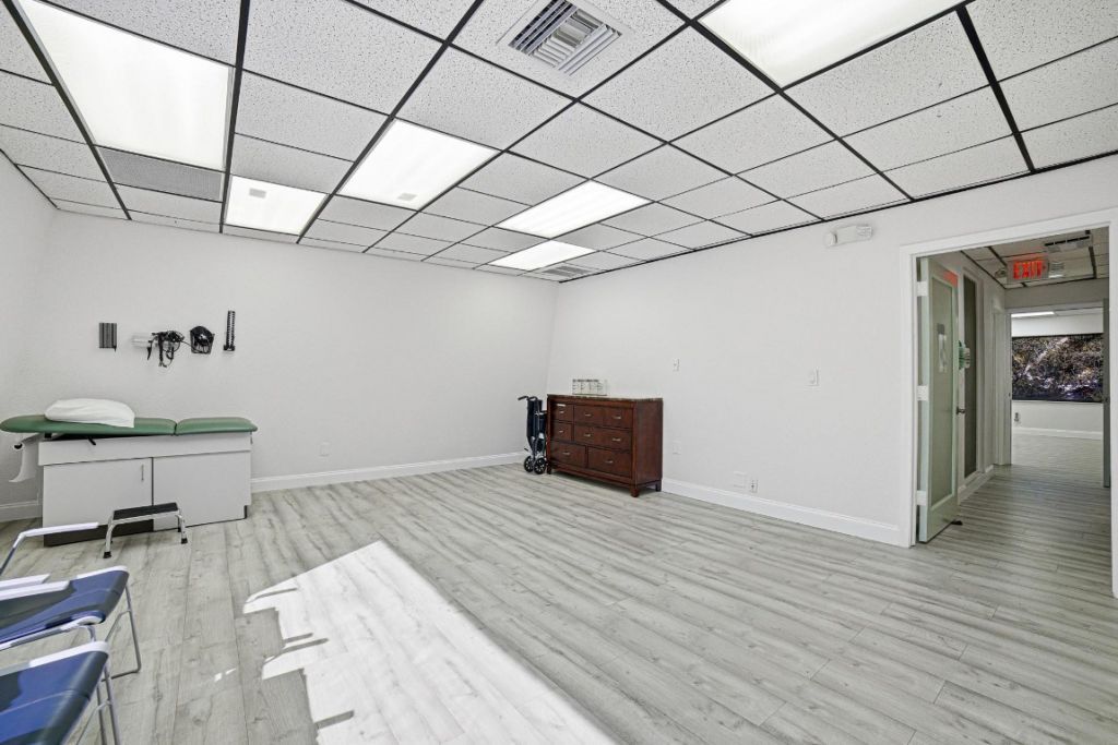 2929 N University Drive, Coral Springs, FL 33065 Photo