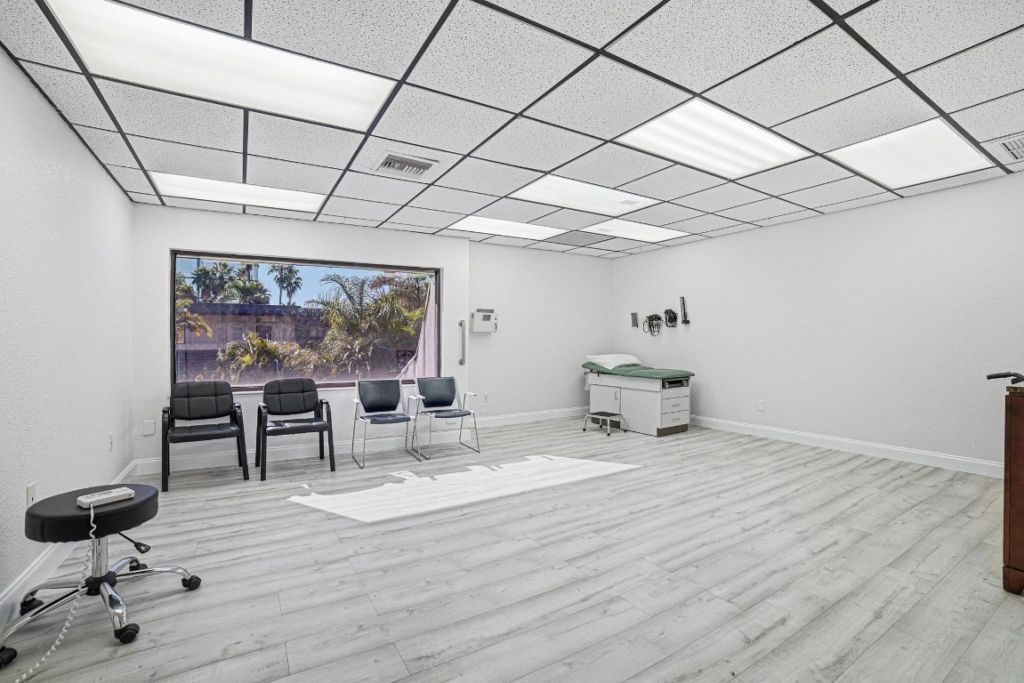 2929 N University Drive, Coral Springs, FL 33065 Photo