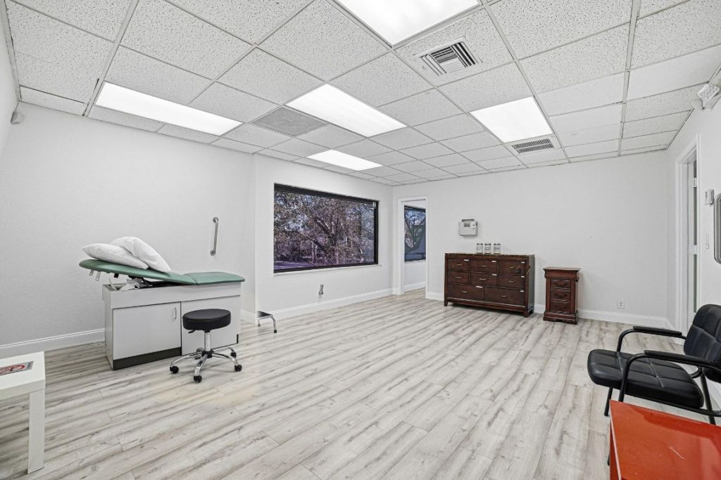 2929 N University Drive, Coral Springs, FL 33065 Photo