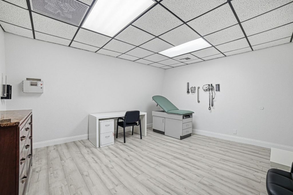 2929 N University Drive, Coral Springs, FL 33065 Photo