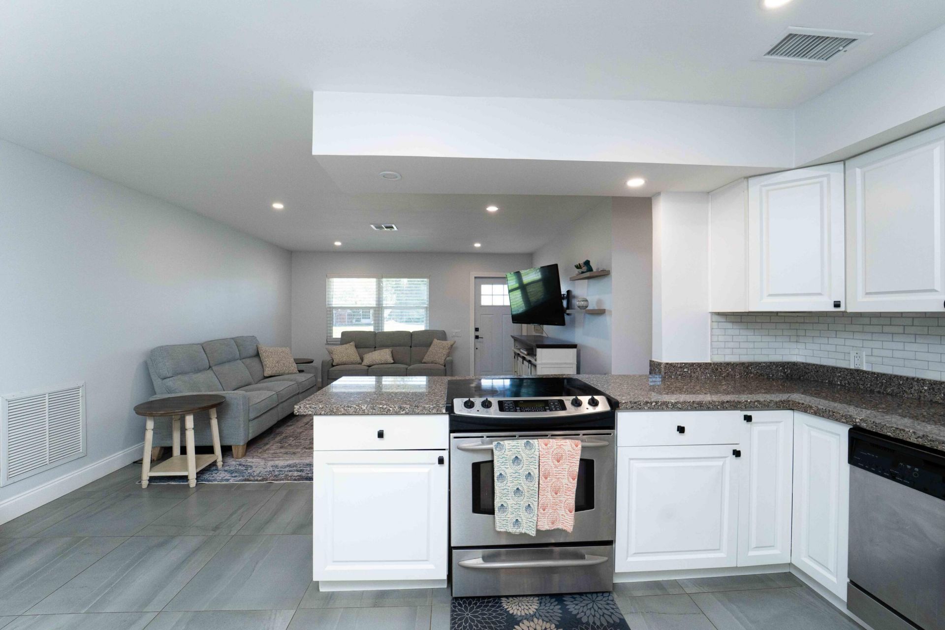 477 SE Asbury Lane, Port Saint Lucie, FL 34983 Photo