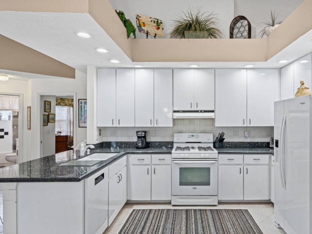 1330 SW Maplewood Drive, Port Saint Lucie, FL 34986 Photo