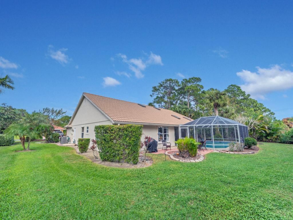 1330 SW Maplewood Drive, Port Saint Lucie, FL 34986 Photo