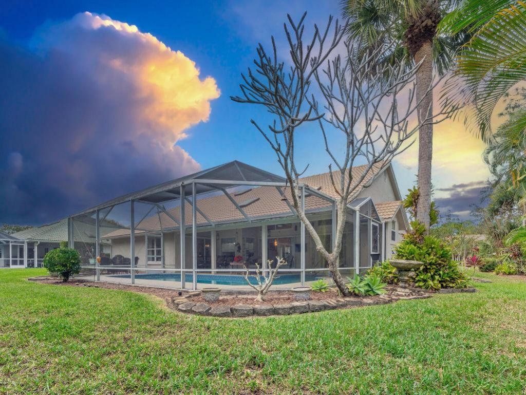 1330 SW Maplewood Drive, Port Saint Lucie, FL 34986 Photo