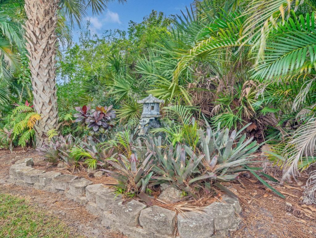 1330 SW Maplewood Drive, Port Saint Lucie, FL 34986 Photo