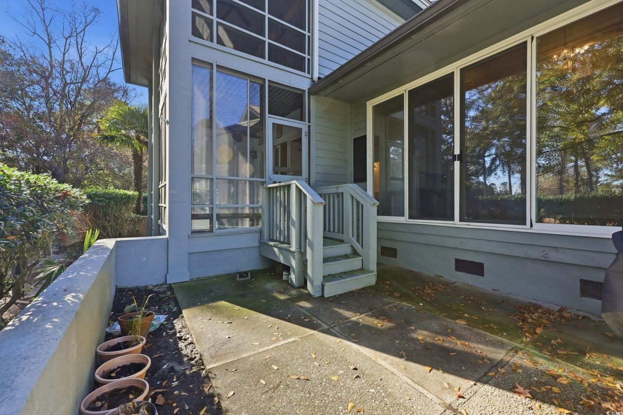 379 Golden Bear Dr. Photo 29