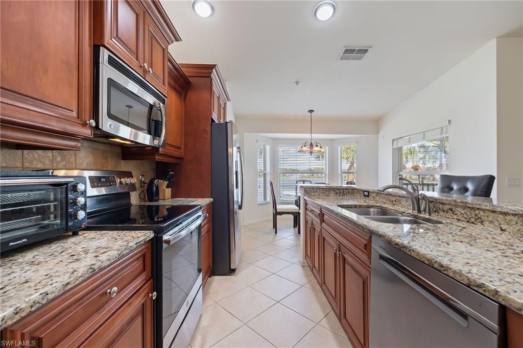 2770 Cypress Trace Cir, Unit 2425, Naples, FL 34119 Photo