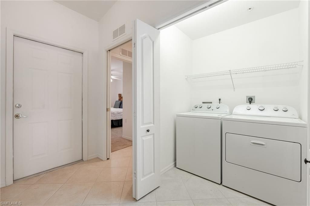 2770 Cypress Trace Cir, Unit 2425, Naples, FL 34119 Photo