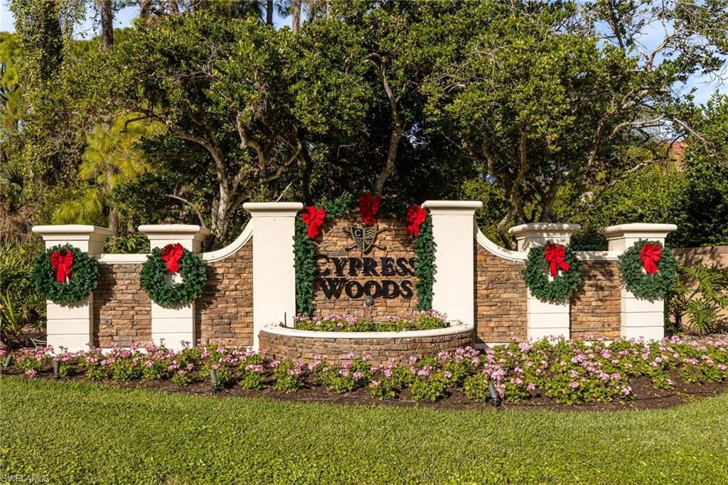 2770 Cypress Trace Cir, Unit 2425, Naples, FL 34119 Photo