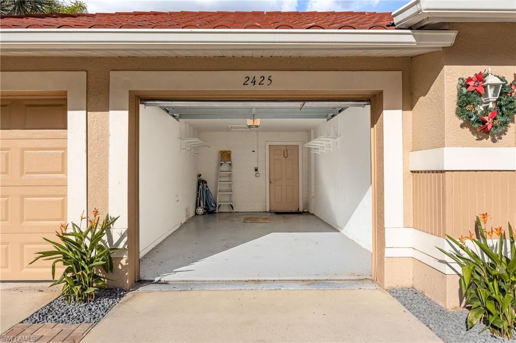2770 Cypress Trace Cir, Unit 2425, Naples, FL 34119 Photo
