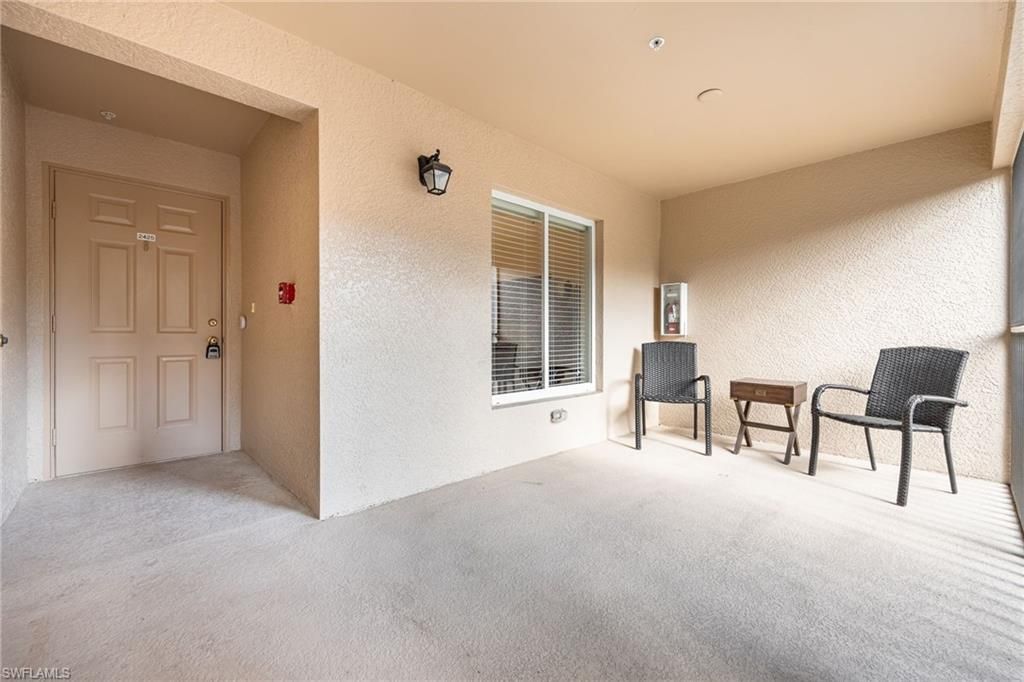 2770 Cypress Trace Cir, Unit 2425, Naples, FL 34119 Photo