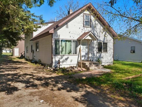 212 1st Street SE, Sebeka, MN 56477