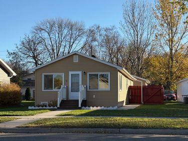 622 11th Street N, Breckenridge, MN 56520