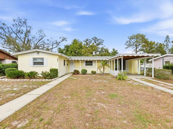 207 W SENECA AVENUE, TAMPA, FL 33612