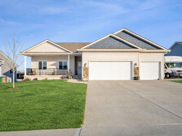 831 Lost Lake Drive, Polk City, IA 50226