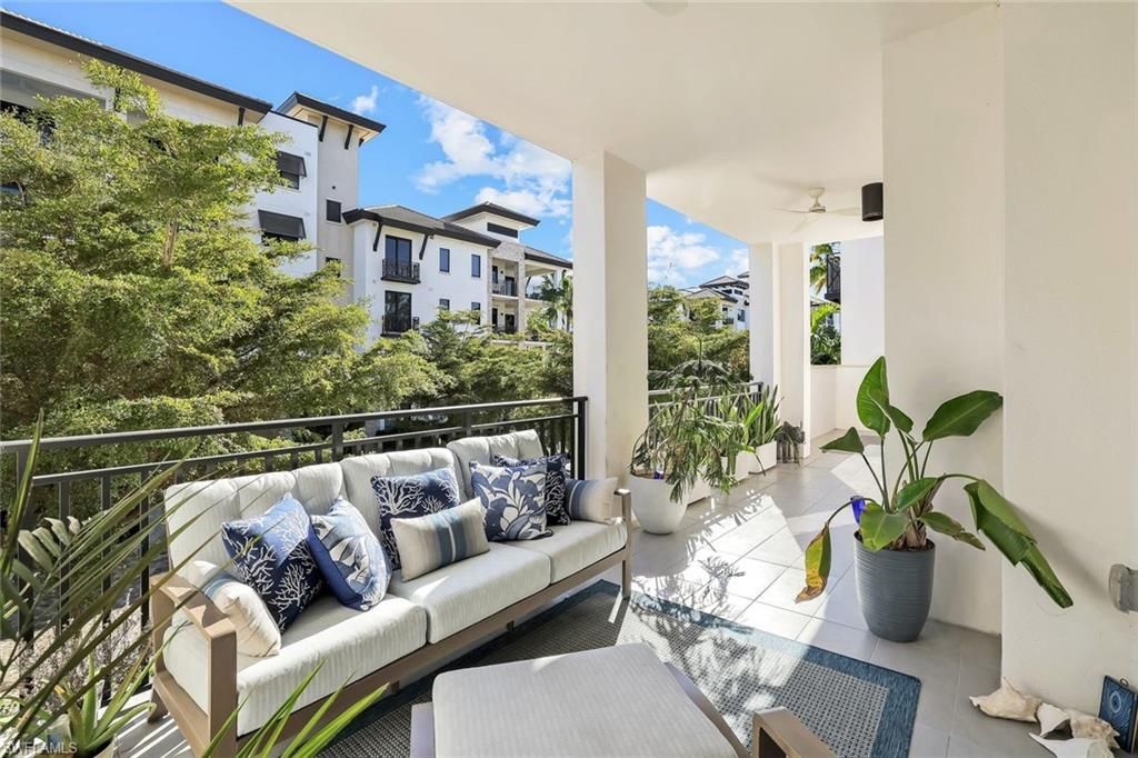 1035 3rd Ave S, Unit 215, Naples, FL 34102 Photo