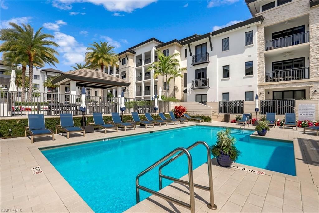 1035 3rd Ave S, Unit 215, Naples, FL 34102 Photo