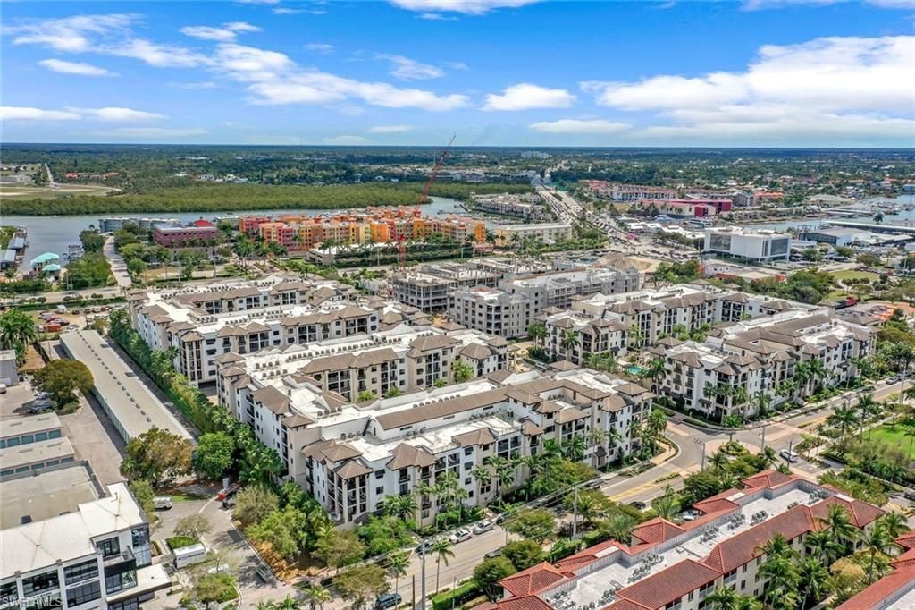 1035 3rd Ave S, Unit 215, Naples, FL 34102 Photo