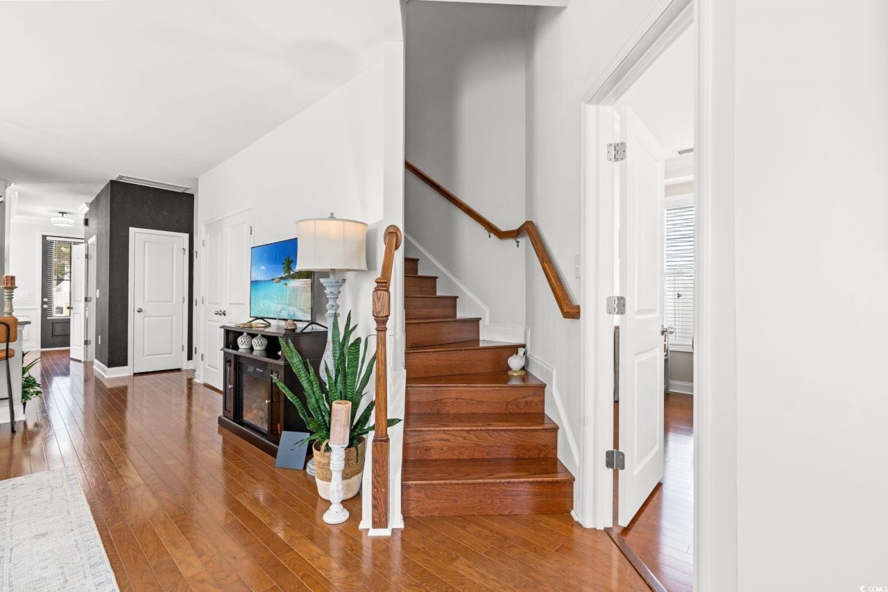 310 Lorenzo Dr. Photo 12