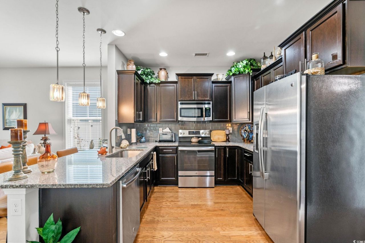 310 Lorenzo Dr. Photo 6