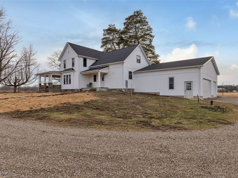 6517 Chippewa Road, Chippewa Lake, OH 44215 Photo 2