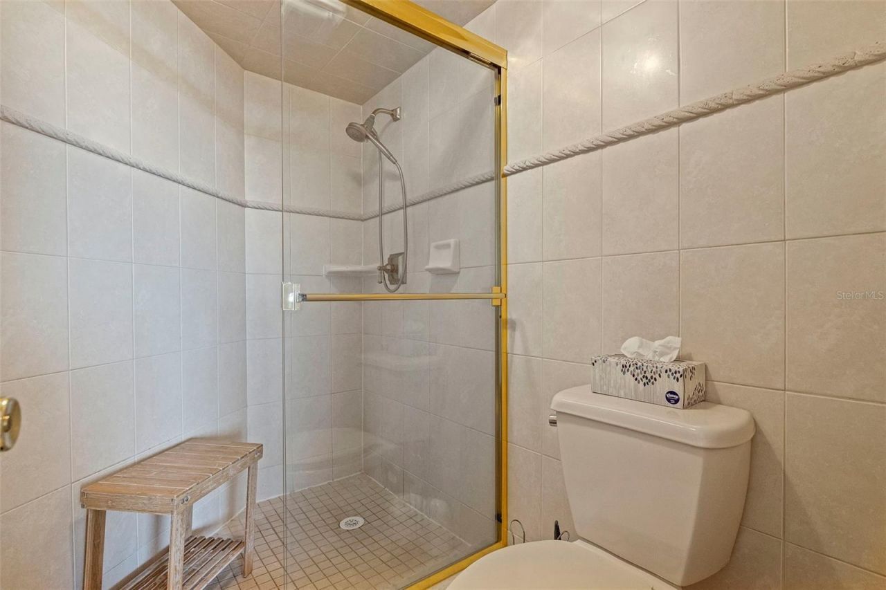 6104 Palma Del Mar Boulevard S, Unit 404, Saint Petersburg, FL 33715 Photo