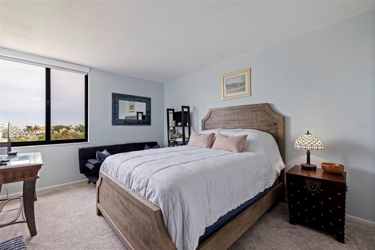 6104 Palma Del Mar Boulevard S, Unit 404, Saint Petersburg, FL 33715 Photo