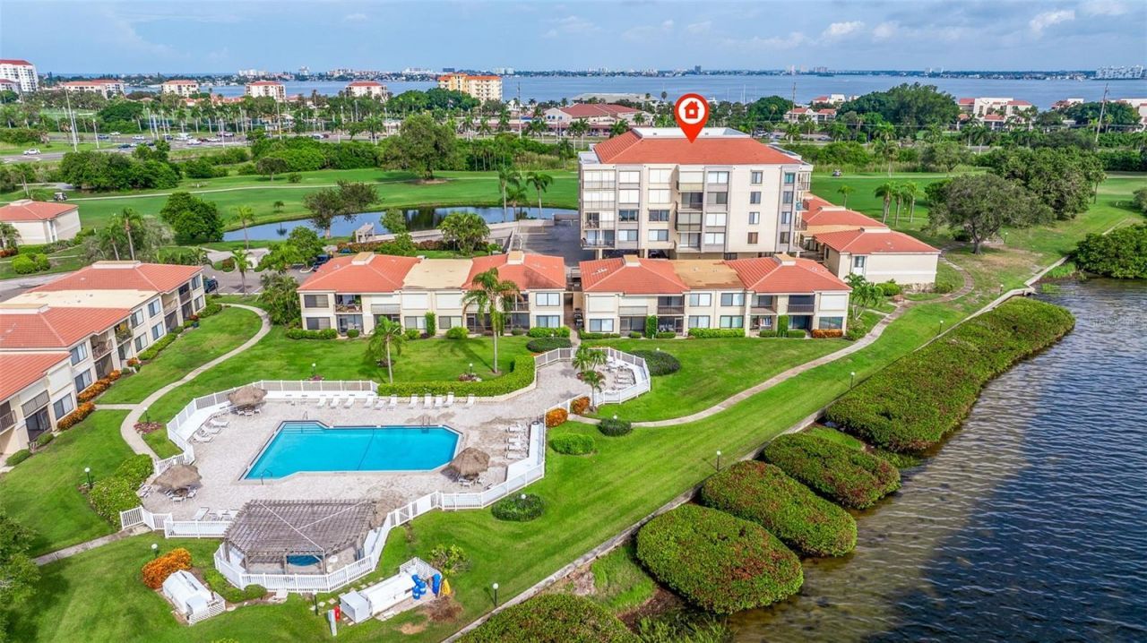 6104 Palma Del Mar Boulevard S, Unit 404, Saint Petersburg, FL 33715 Photo