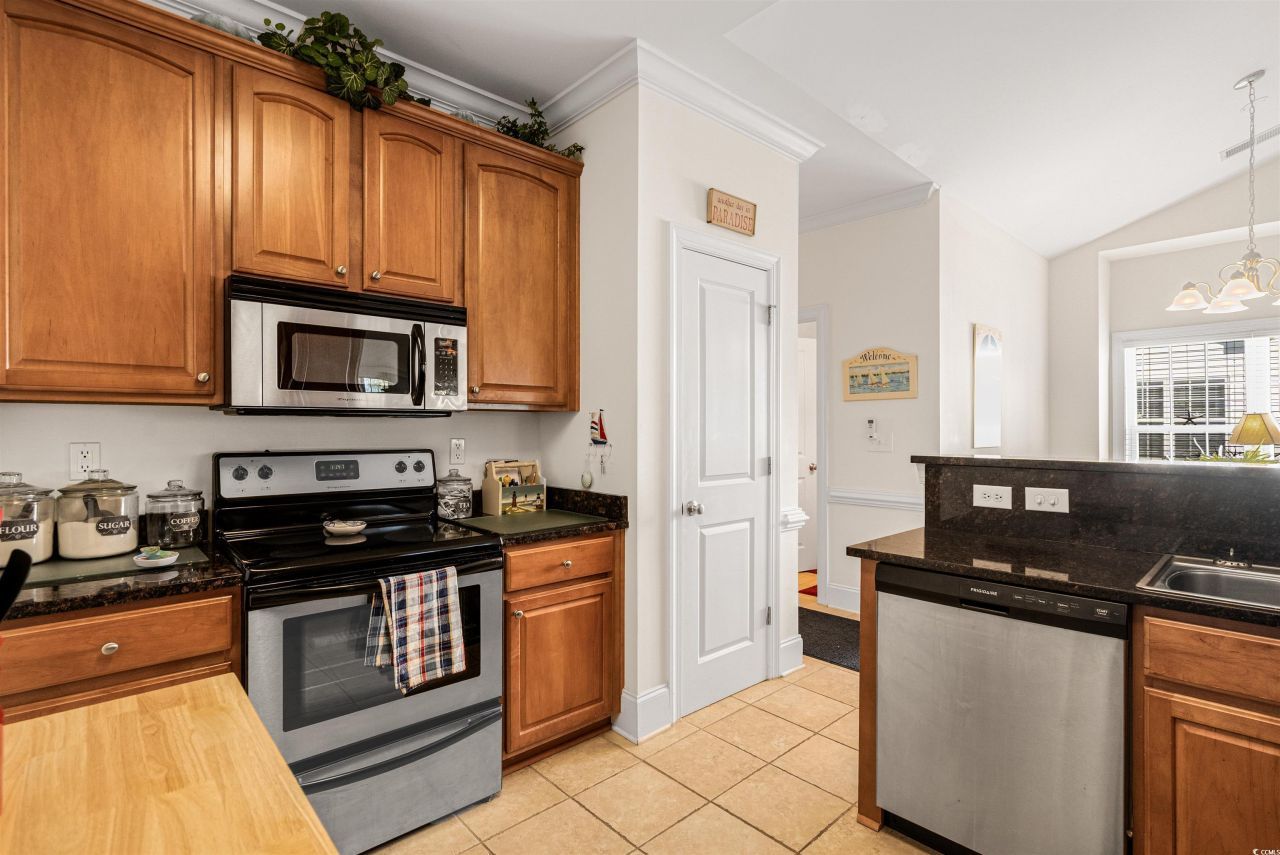 100 Birch N Coppice Dr. Photo 14