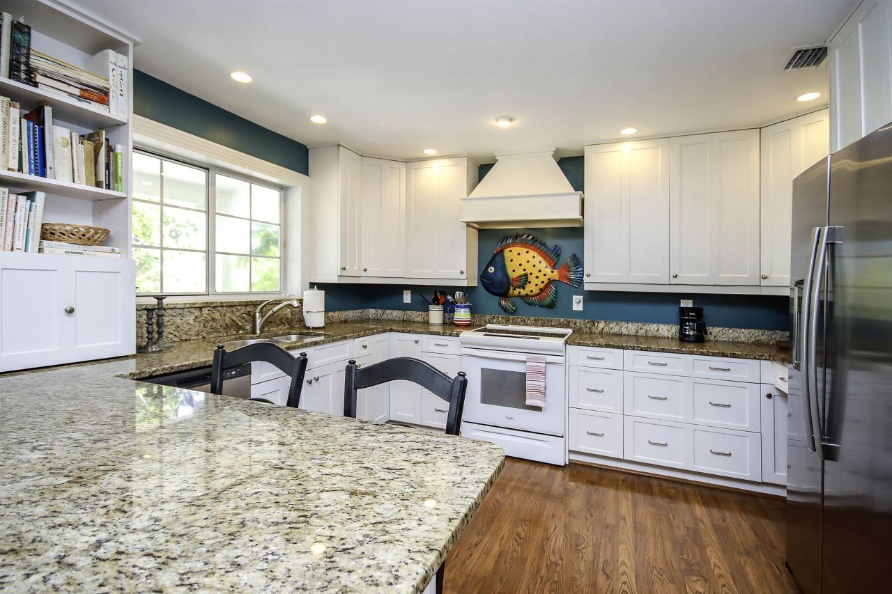 3366 Barra Cir, Sanibel, FL 33957 Photo