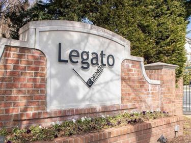 12140 GARDEN GROVE CIRCLE, Unit 203, FAIRFAX, VA 22030