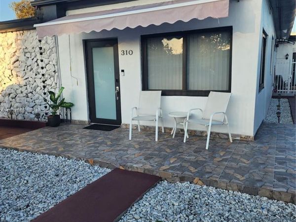 310-312 SW 36th Ave , Miami, FL 33135