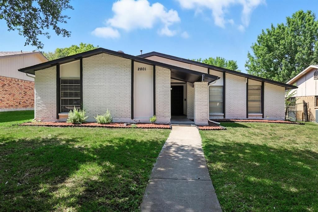 2801 Ashglen Drive, Garland, TX 75043 Main Photo