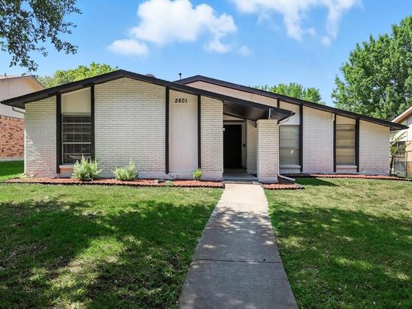 2801 Ashglen Drive, Garland, TX 75043