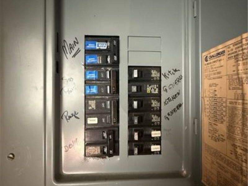 1667 Burgess Road, Cleveland, OH 44112 Photo 30