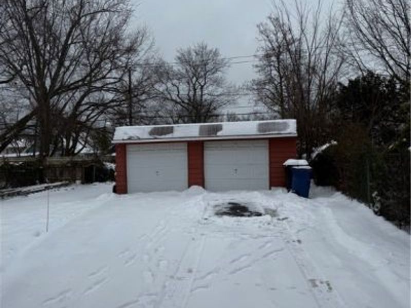 1667 Burgess Road, Cleveland, OH 44112 Photo 6