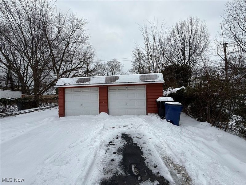 1667 Burgess Road, Cleveland, OH 44112 Photo 7