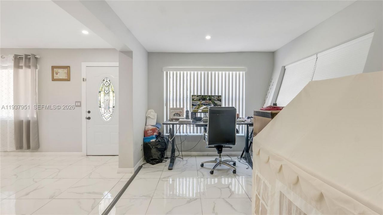 3120 SW 17th St, Fort Lauderdale, FL 33312 Photo